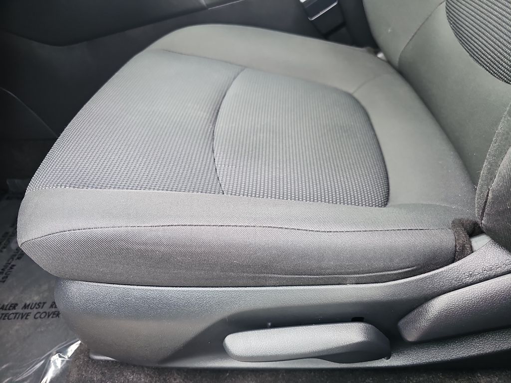 2024 Toyota RAV4 LE photo 23