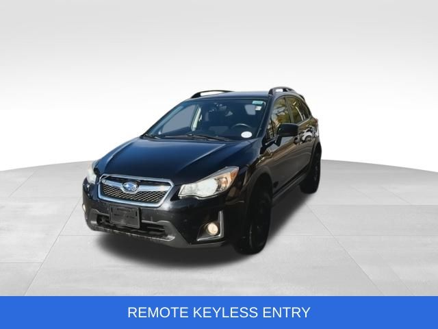 2017 Subaru Crosstrek 2.0i Premium photo 3