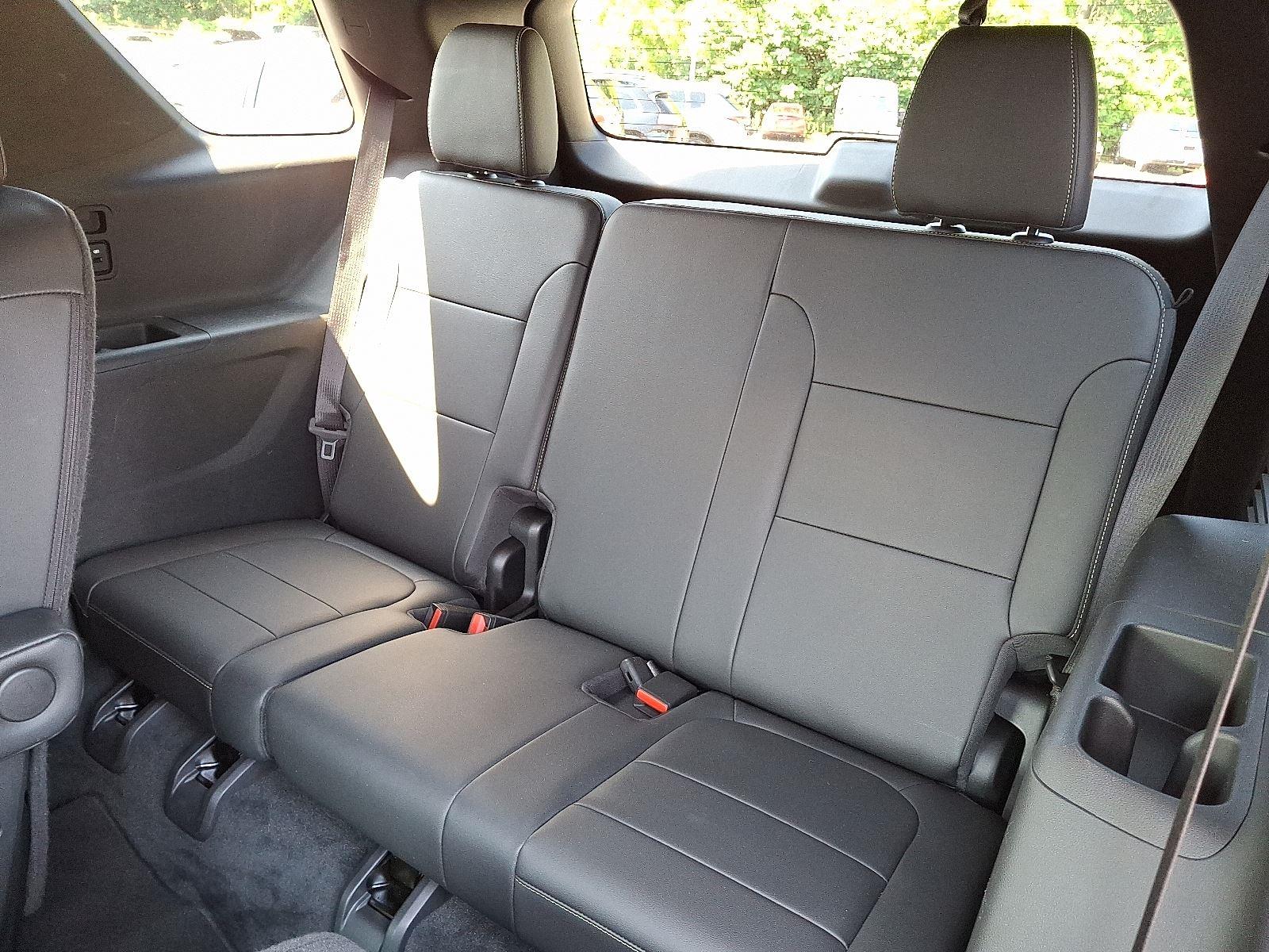 2023 Chevrolet Traverse Leather photo 11