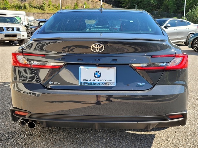 2025 Toyota Camry SE photo 6