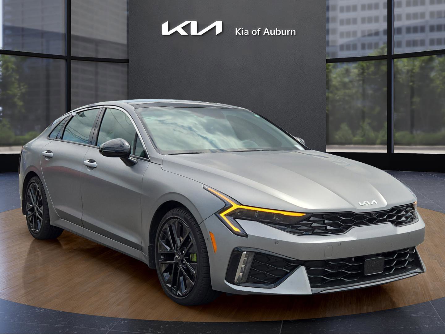 2025 Kia K5 GT photo 2