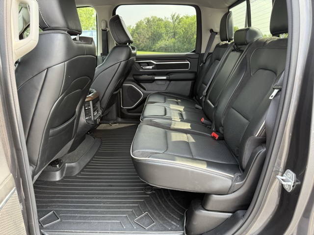 2022 Ram 1500 Laramie photo 17