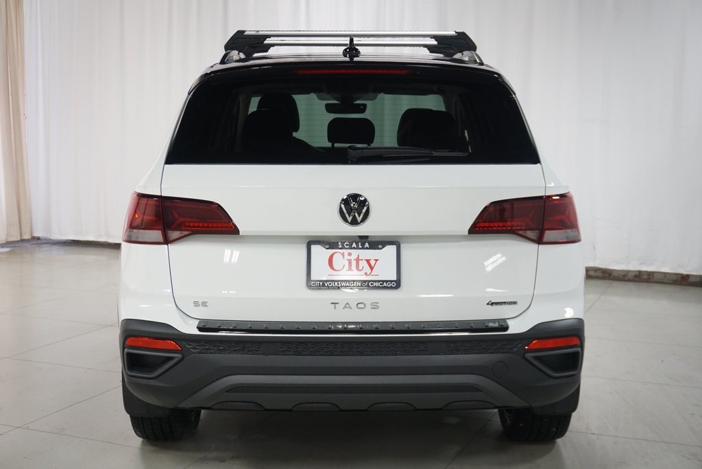 2024 Volkswagen Taos SE photo 7