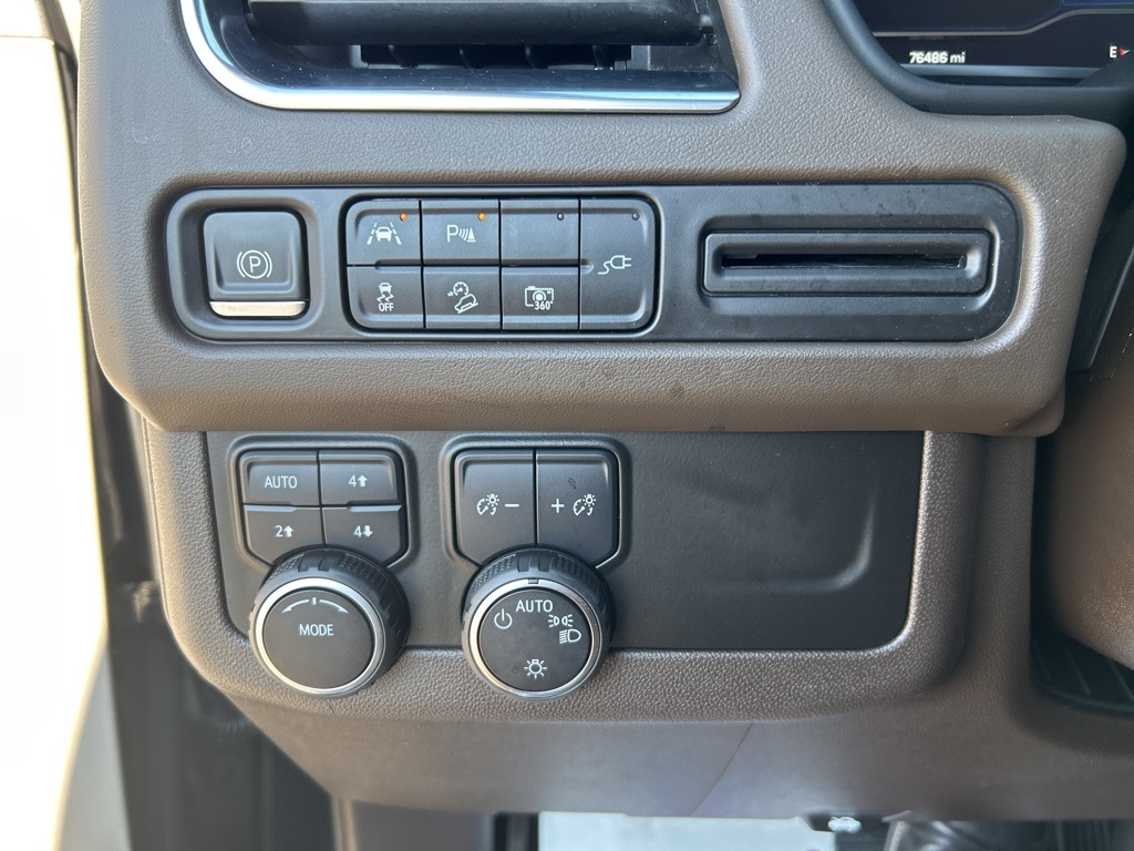2022 Chevrolet Tahoe Z71 photo 17