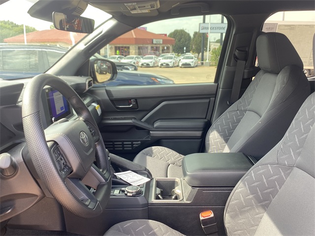 2025 Toyota Tacoma SR5 4x4 Double Cab photo 15