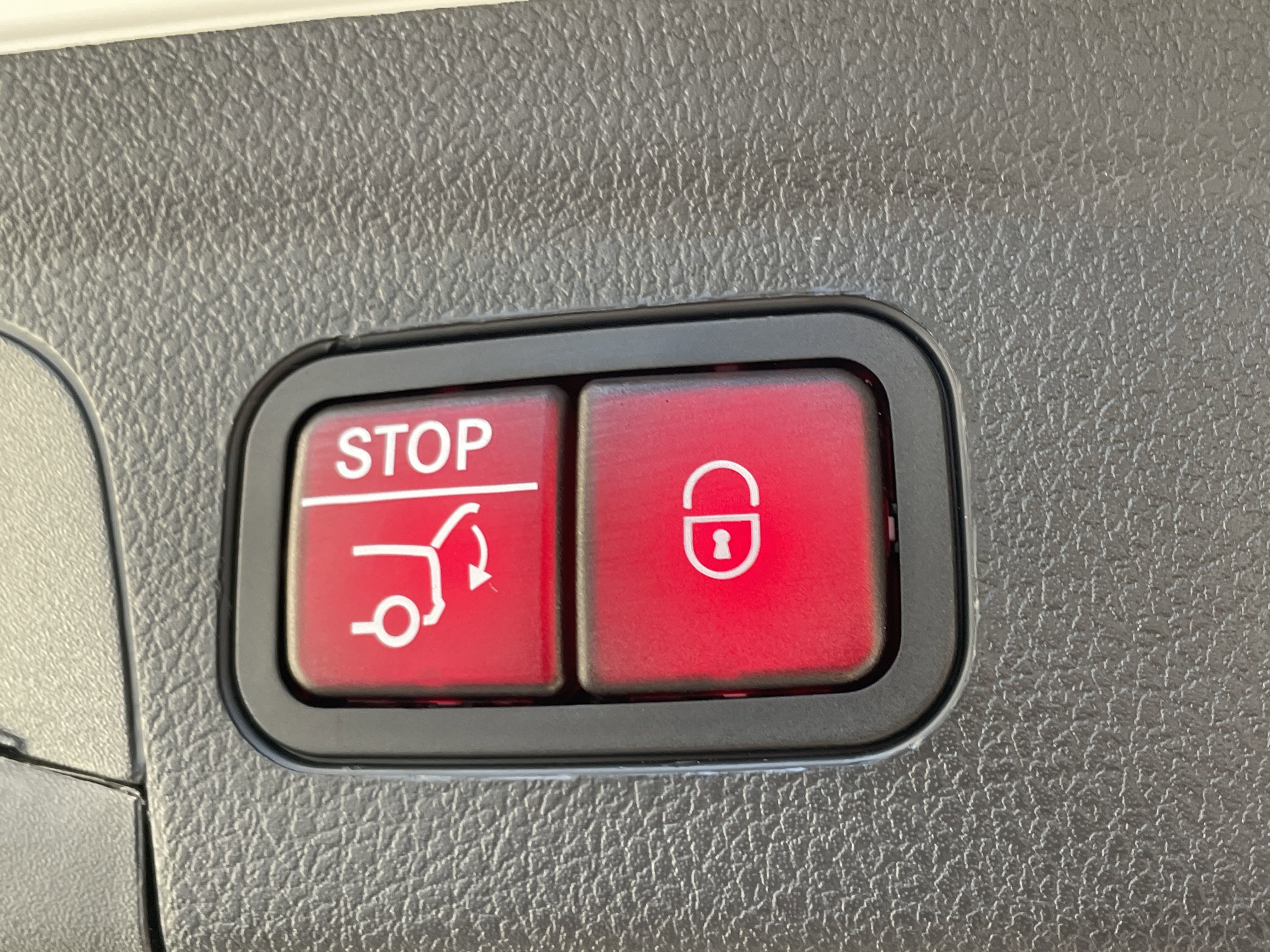 2024 Mercedes Benz GLE 350 4MATIC photo 4