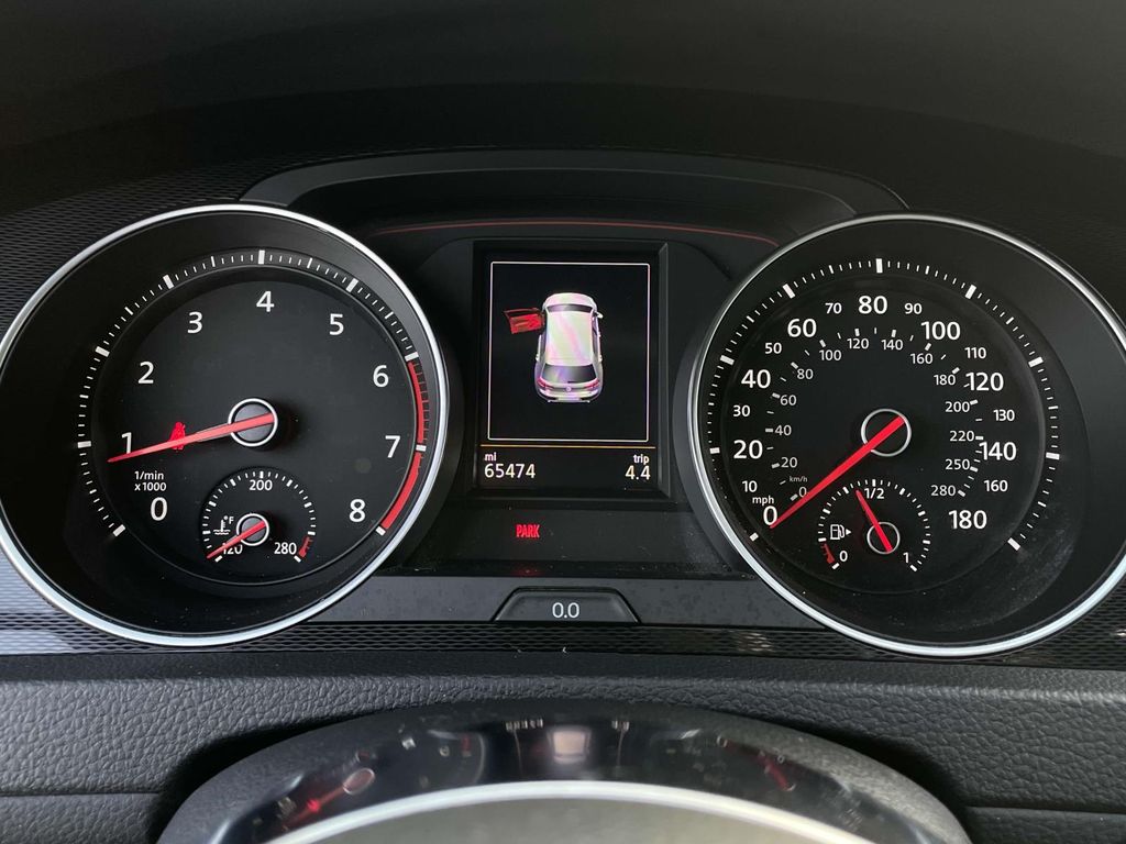 2015 Volkswagen Golf GTI Autobahn Performance photo 12