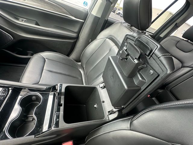 2023 Jeep Cherokee 4xe photo 24