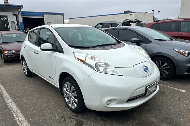 Used 2016 Nissan LEAF S with VIN 1N4AZ0CP1GC303628 for sale in Ventura, CA