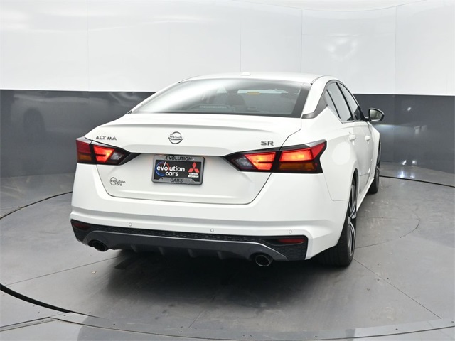 2022 Nissan Altima 2.5 SR photo 25