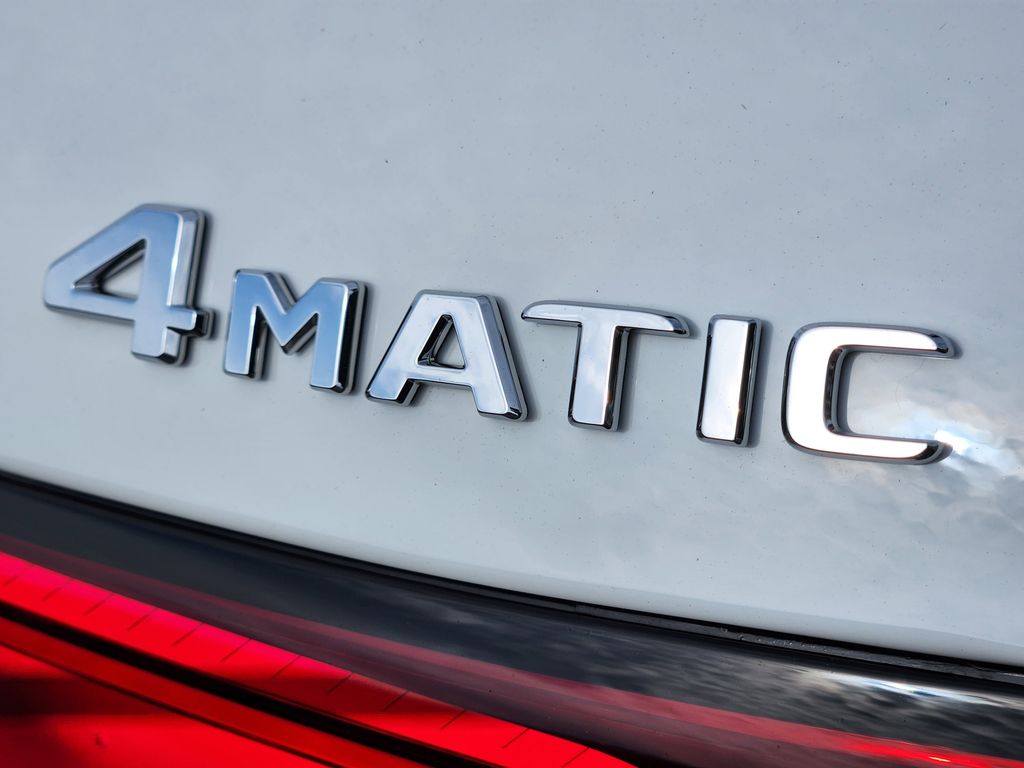 2026 Mercedes Benz GLC 350e 4MATIC photo 9