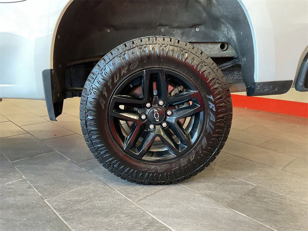 2023 Chevrolet Silverado 1500 LT Trail Boss photo 4