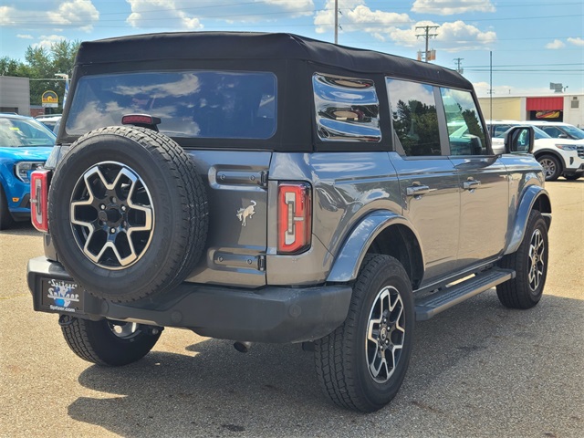 2023 Ford Bronco Outer Banks photo 5