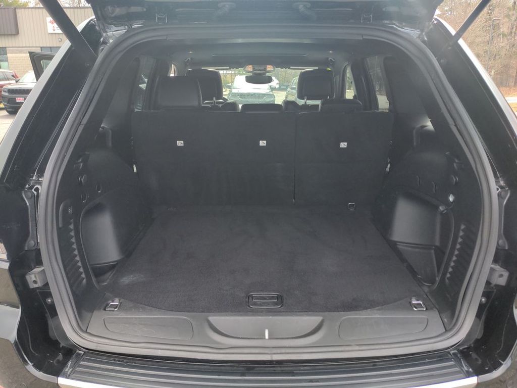 2022 Jeep Cherokee Limited photo 20
