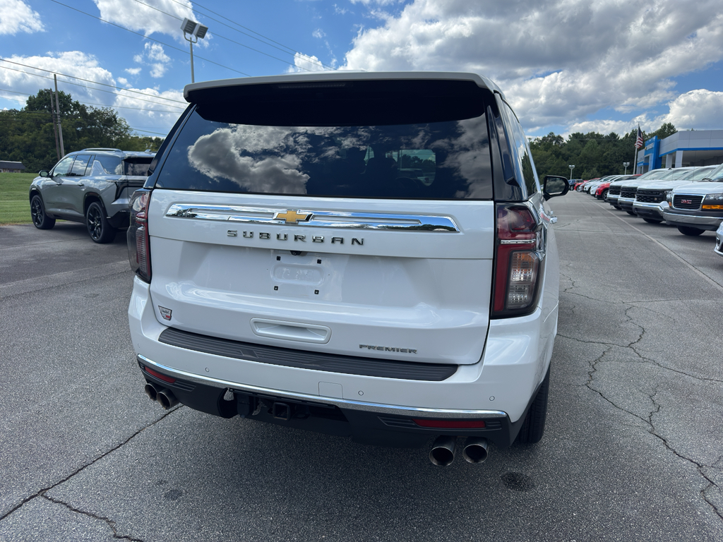 2021 Chevrolet Suburban Premier photo 5