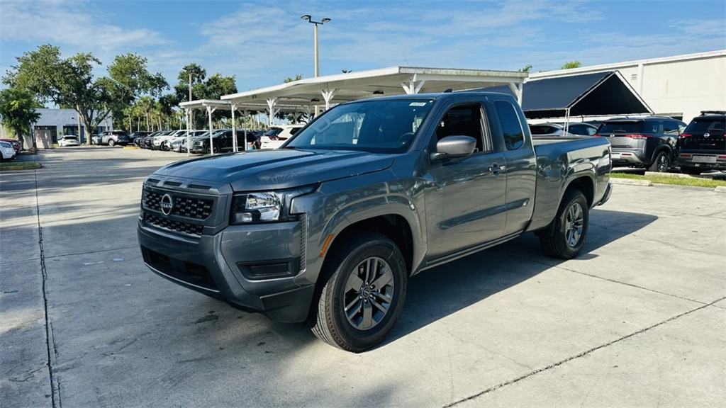 2025 Nissan Frontier King Cab SV photo 3