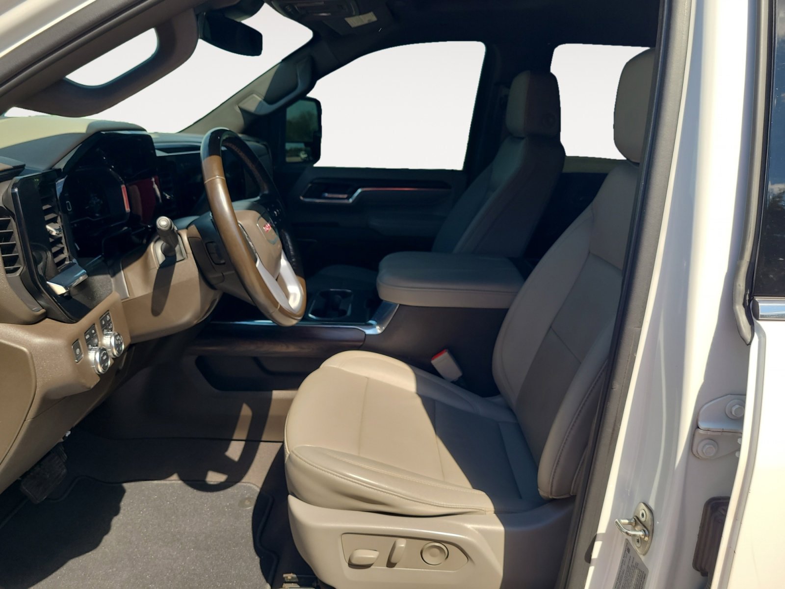 2024 Gmc Sierra HD SLT photo 20