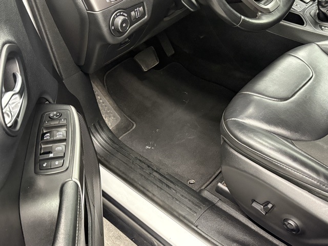 2019 Jeep Cherokee Latitude photo 11