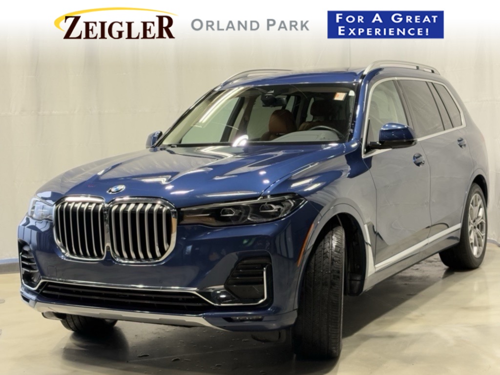 2022 BMW X7 40i's photo