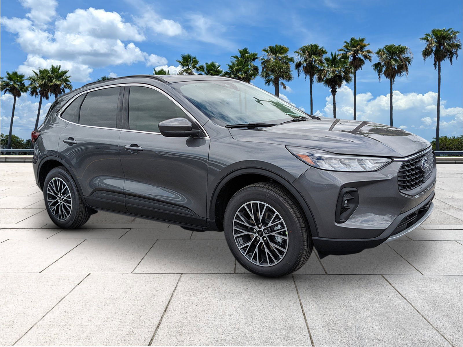 2025 Ford Escape photo 2