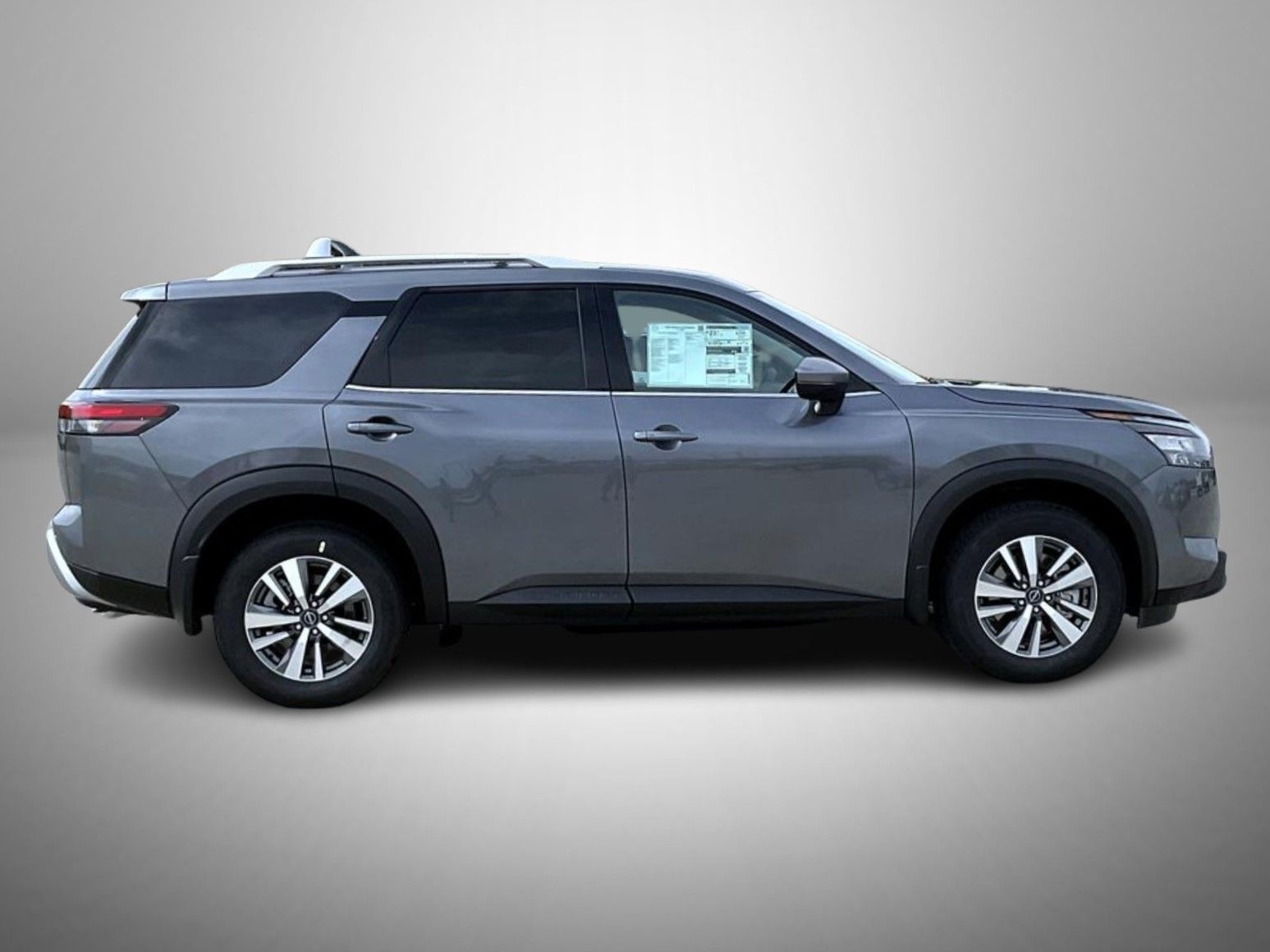 2025 Nissan Pathfinder SL photo 4