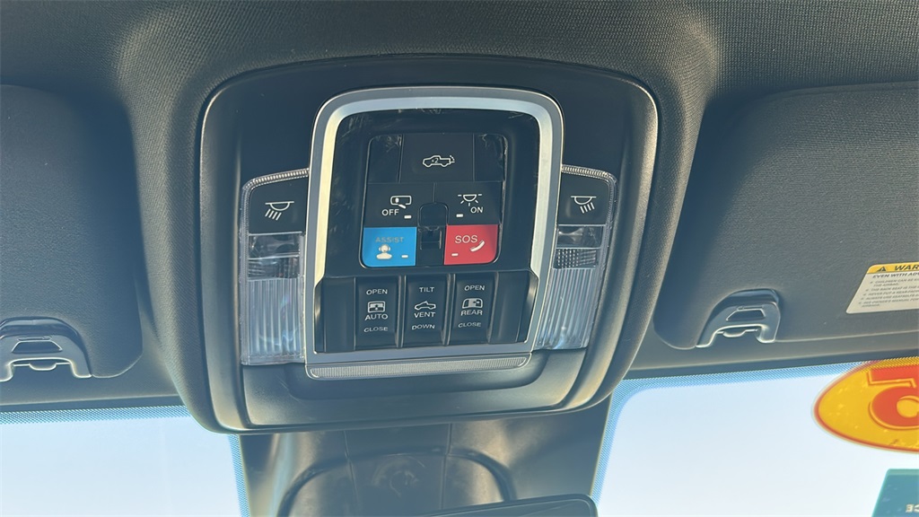 2025 Ram 2500 Laramie photo 40