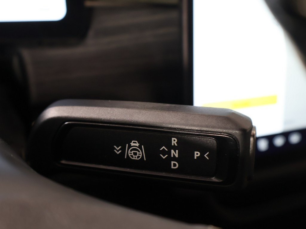 2022 Rivian R1T Adventure photo 31