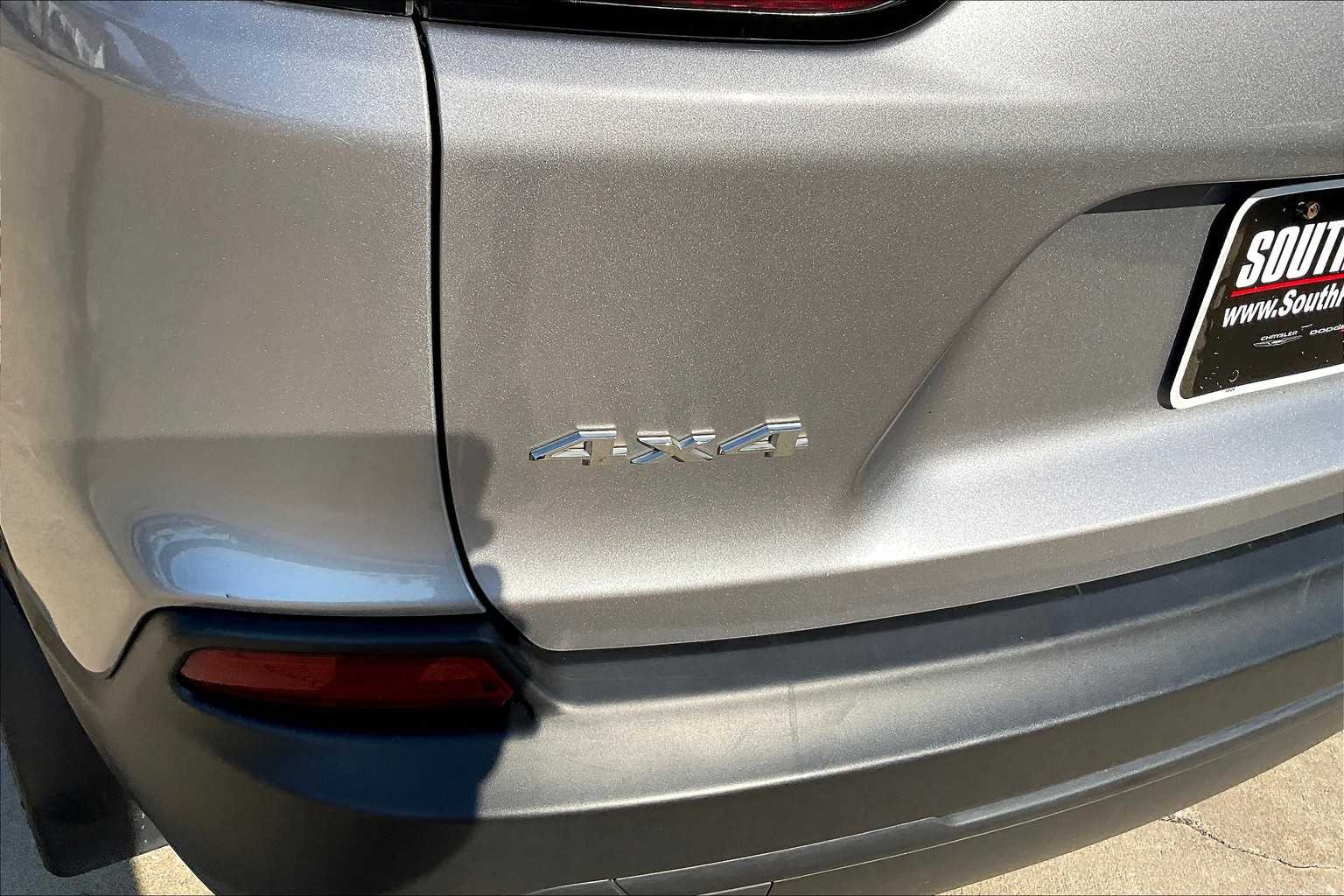 2019 Jeep Cherokee Latitude photo 26