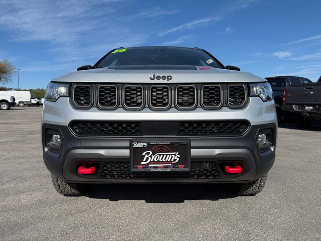 2026 Jeep Compass Trailhawk photo 2