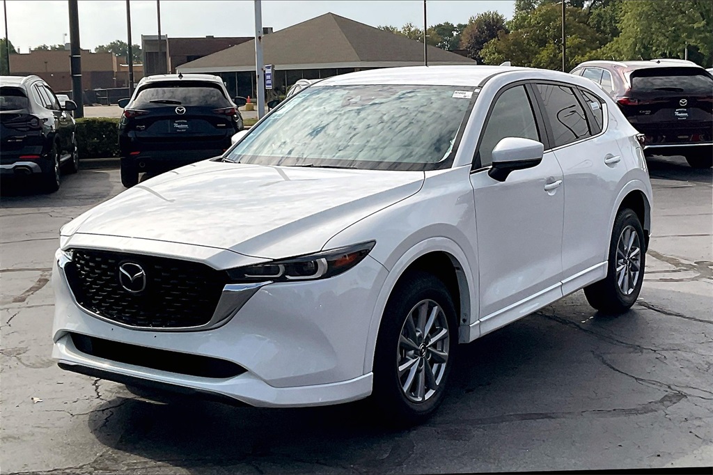 2025 Mazda CX-5 2.5 Select photo 11