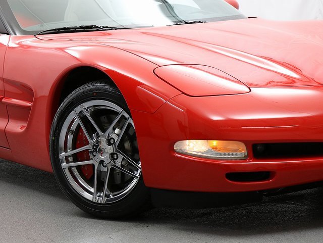 2000 Chevrolet Corvette Coupe photo 3