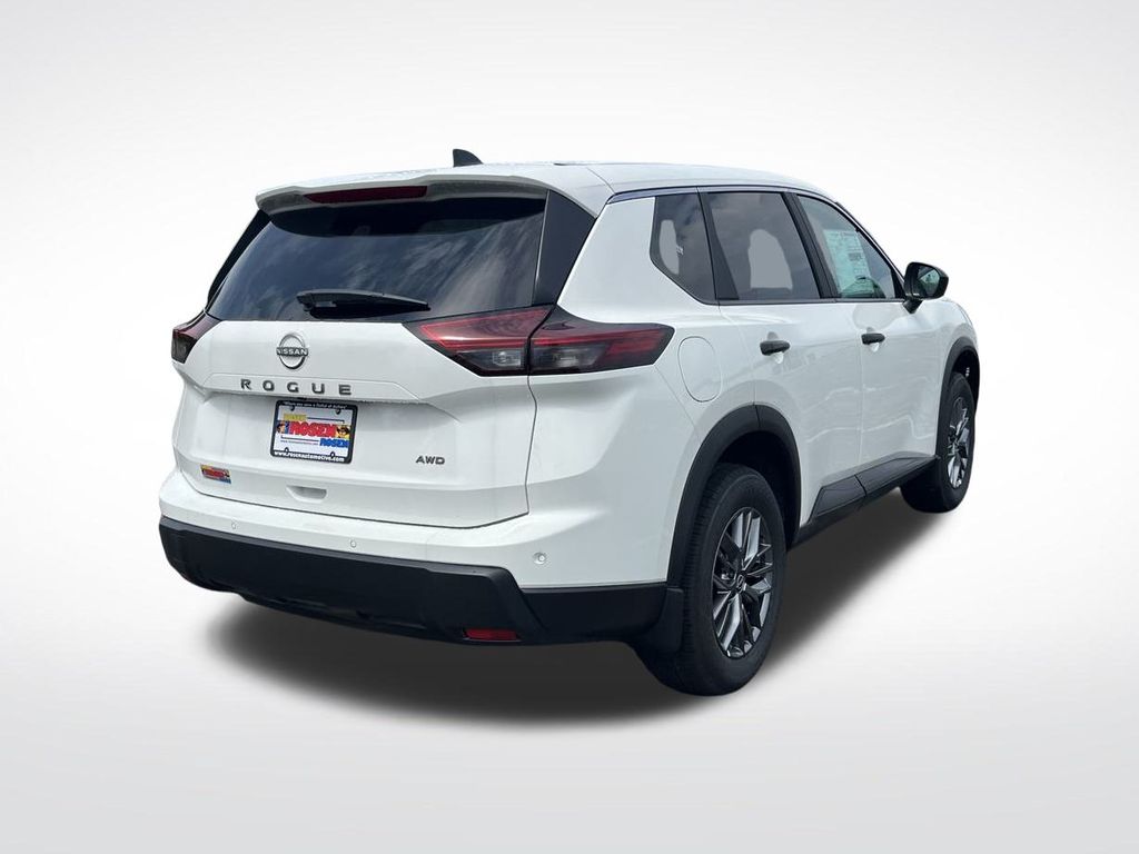 2026 Nissan Rogue S photo 4