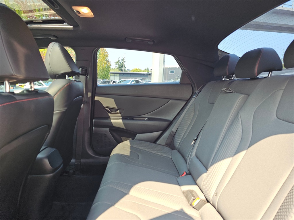 2021 Hyundai Elantra N Line photo 17