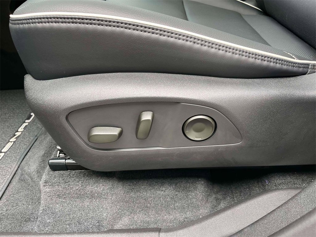 2026 Gmc Acadia Denali photo 24