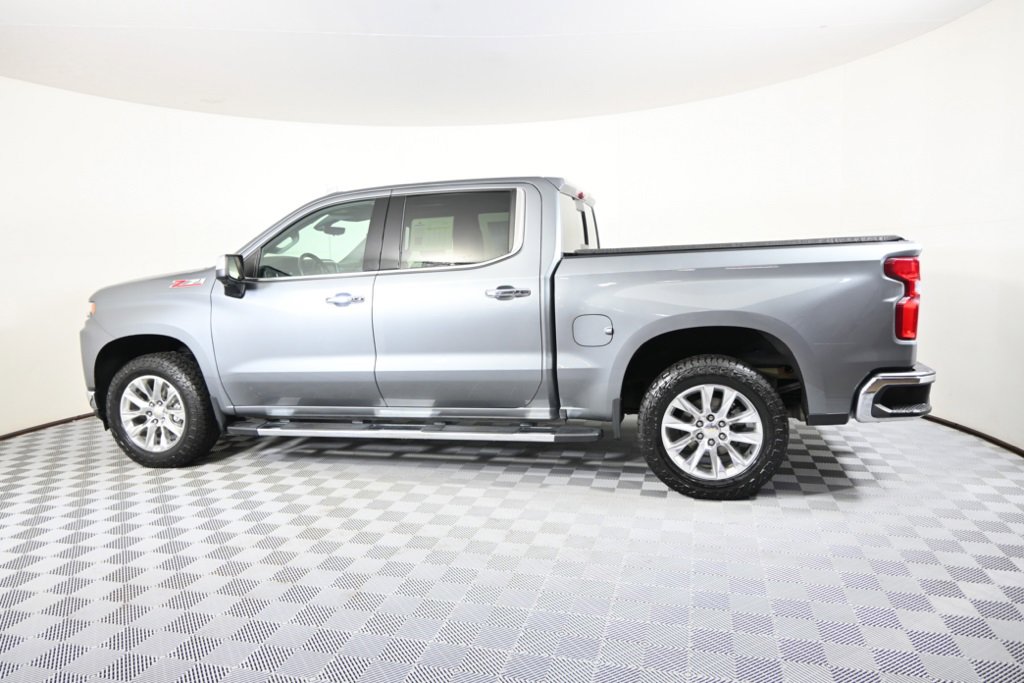 2020 Chevrolet Silverado 1500 LTZ photo 3