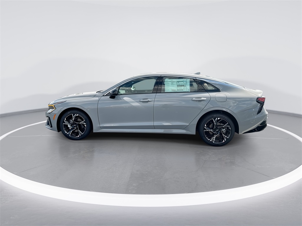 2026 Kia K5 GT-Line photo 5