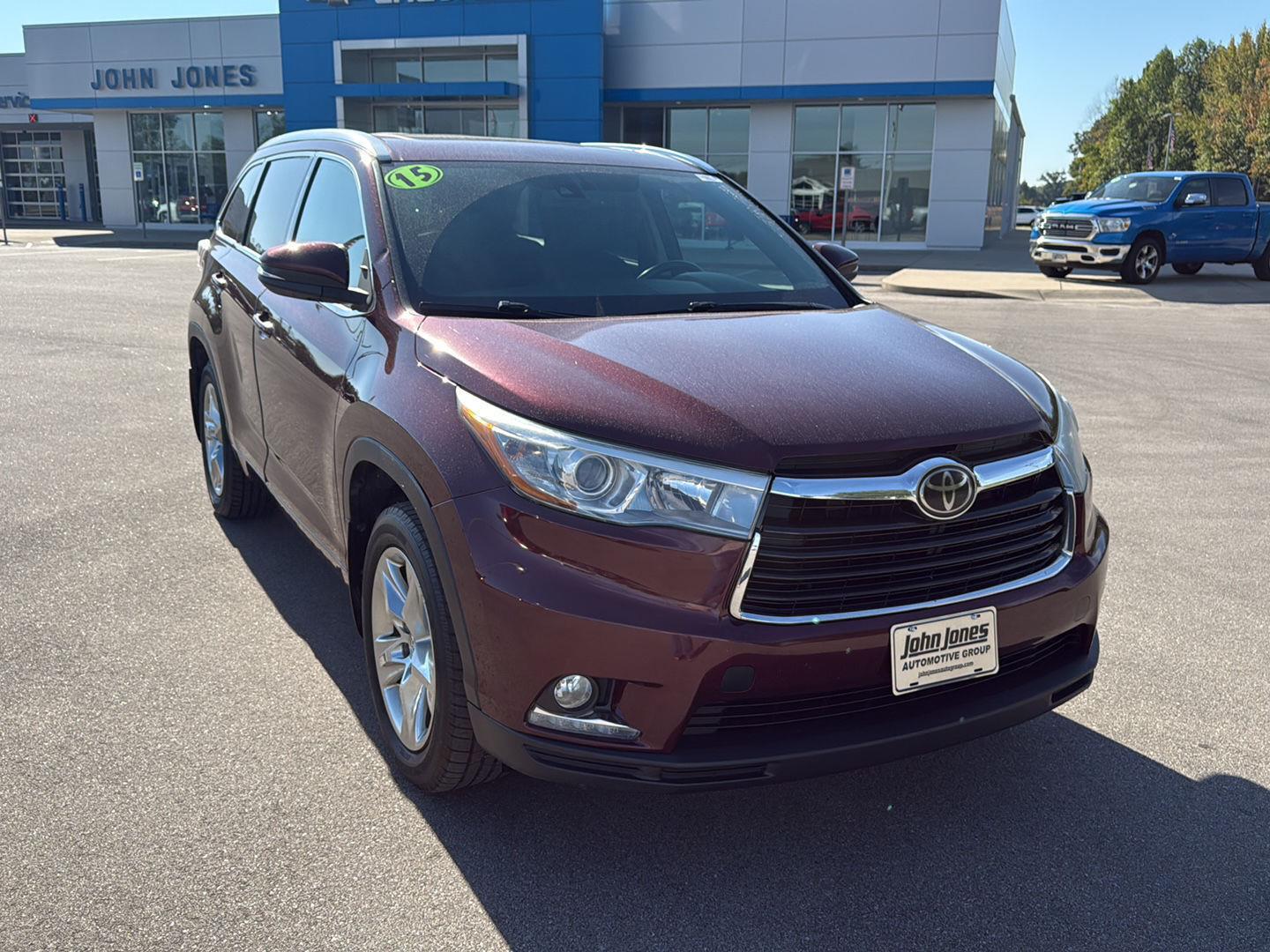 Used 2015 Toyota Highlander Limited with VIN 5TDDKRFH7FS123944 for sale in Scottsburg, IN