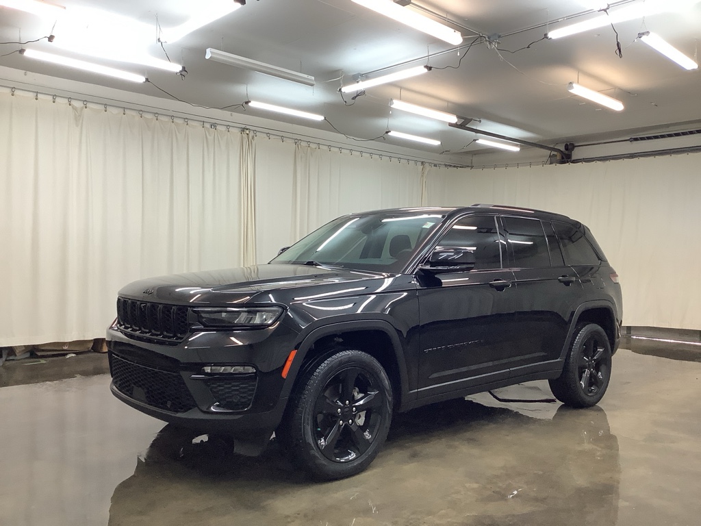2023 Jeep Grand Cherokee Limited's photo