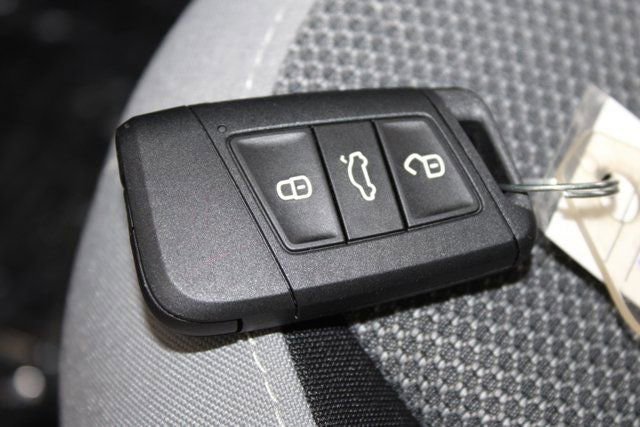 2024 Volkswagen Taos S photo 26