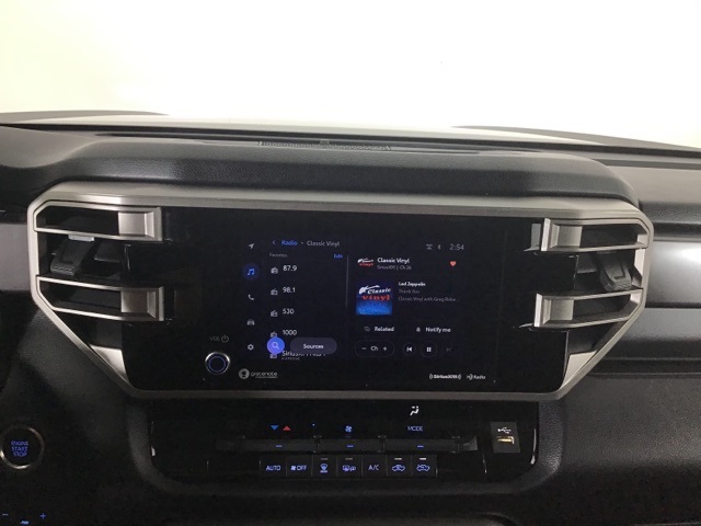 2022 Toyota Tundra SR5 photo 15