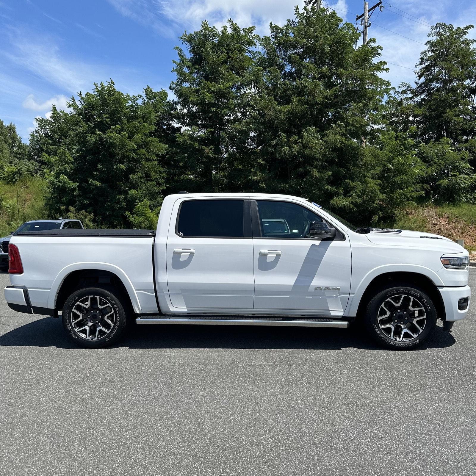 2025 Ram 1500 Laramie photo 6