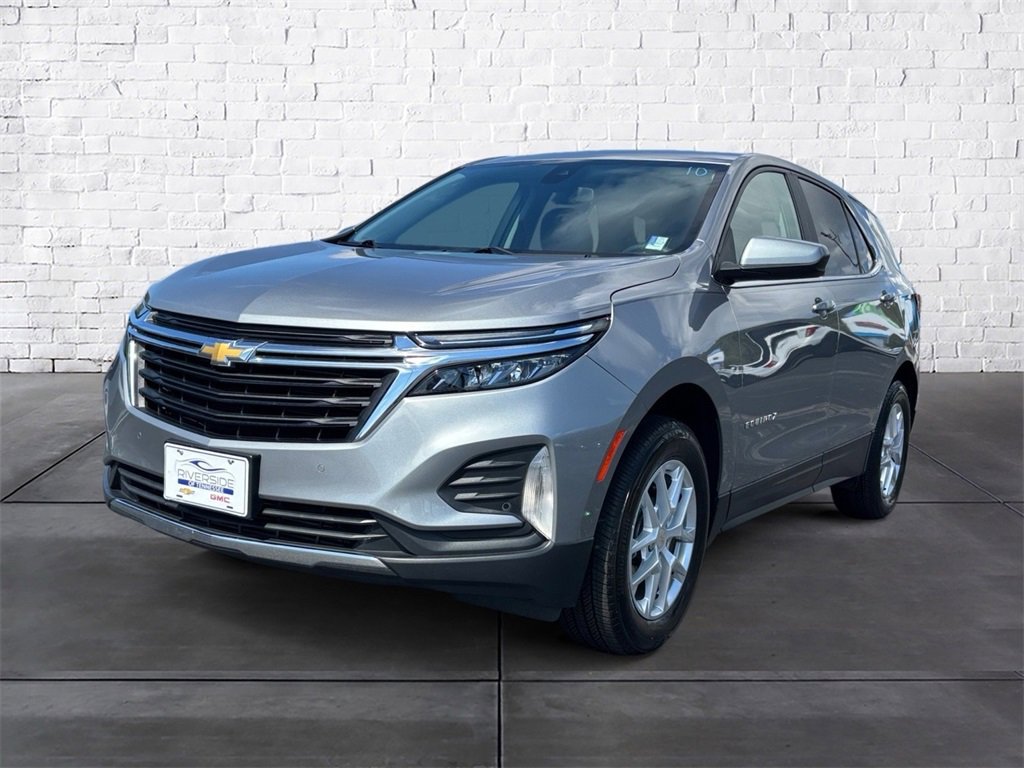 2023 Chevrolet Equinox LT photo 2