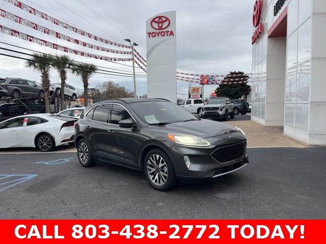 2020 Ford Escape Titanium's photo