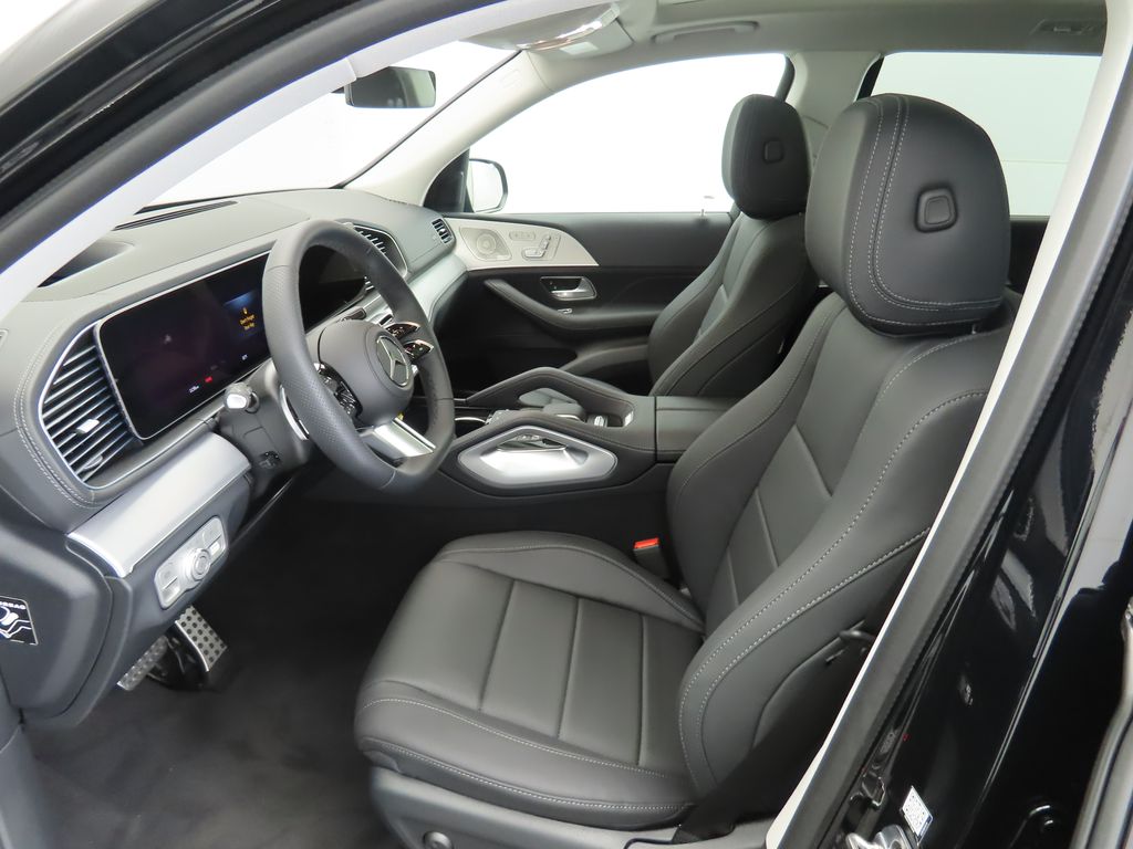 2025 Mercedes Benz GLS 450 4MATIC photo 19