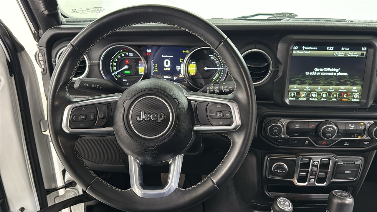 2022 Jeep Wrangler Unlimited Sahara 4xe photo 9
