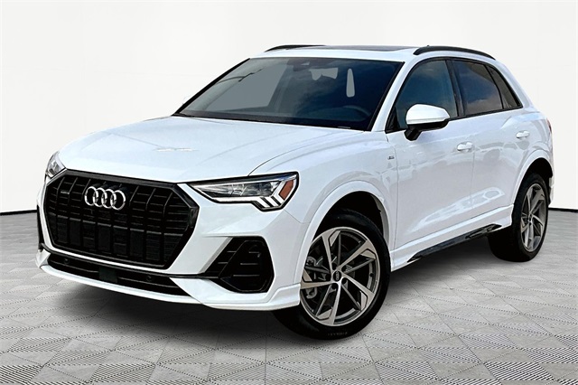 2025 Audi Q3 S Line Premium's photo