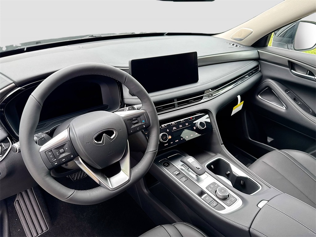 2026 Infiniti QX60 Luxe photo 9