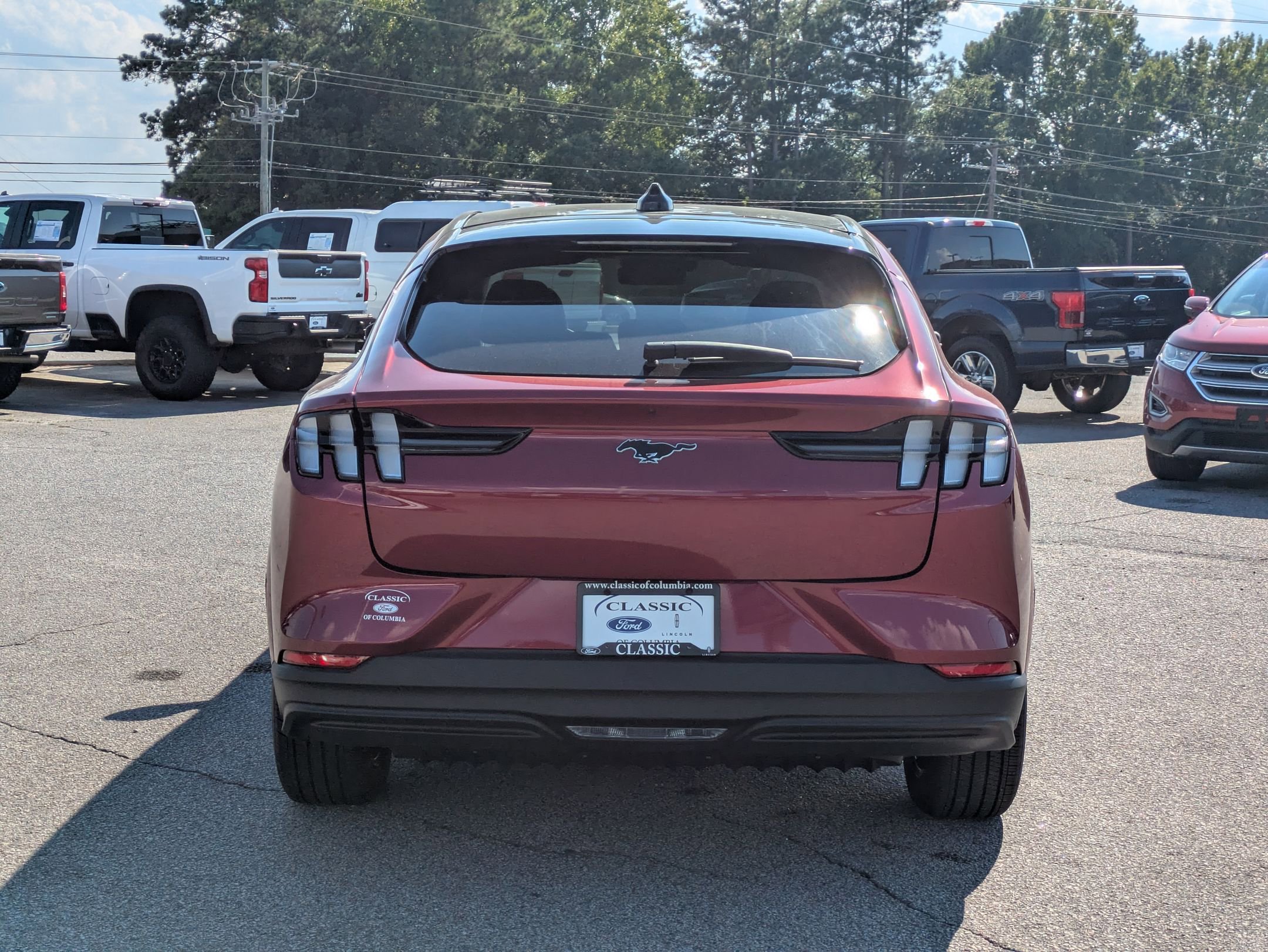 2025 Ford Mustang Mach-E Premium photo 6