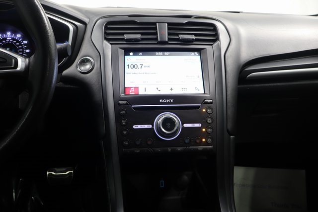 2017 Ford Fusion Titanium photo 21