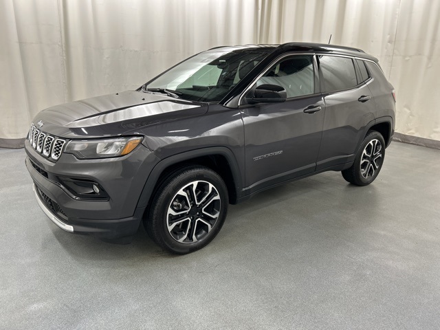 2024 Jeep Compass Limited photo 2